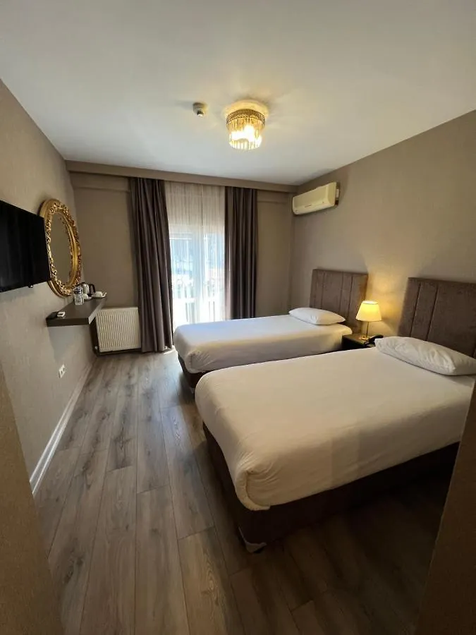 Flower Palace Hotel Istanbul 2*,